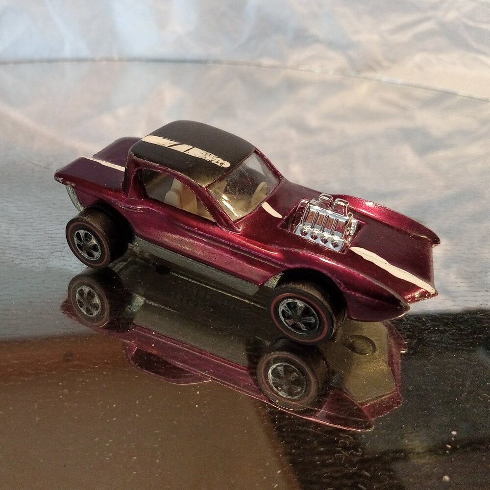Hot Wheels Redline 1968 Python MAGENTA! - Picture 4 of 10